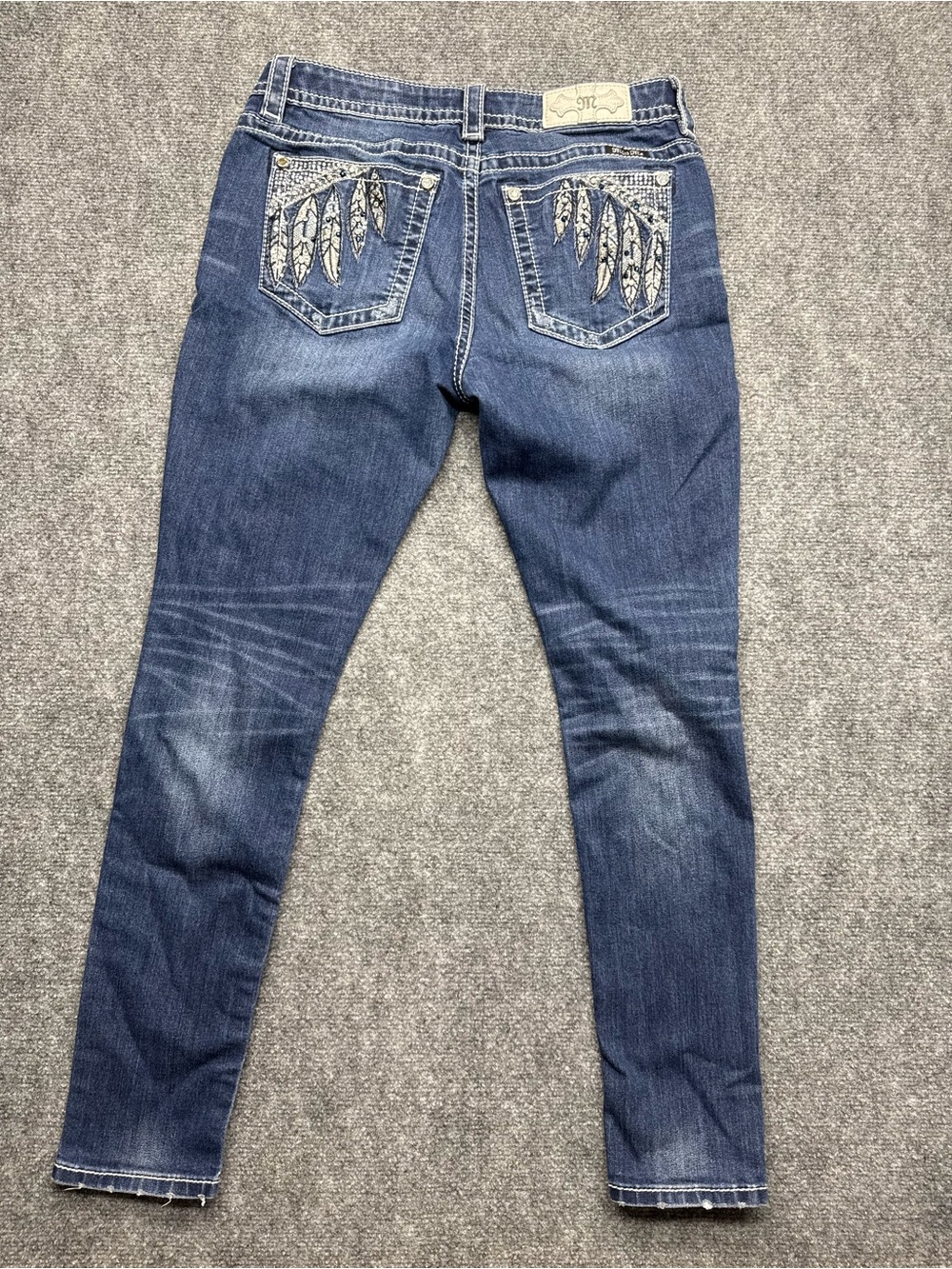 Miss Me Women’s Size 31 Skinny Blue Embroidered western Jeans